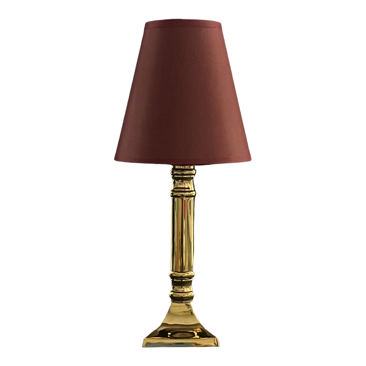 LAMPE LED RECHARGEABLE pour hotels et restaurant