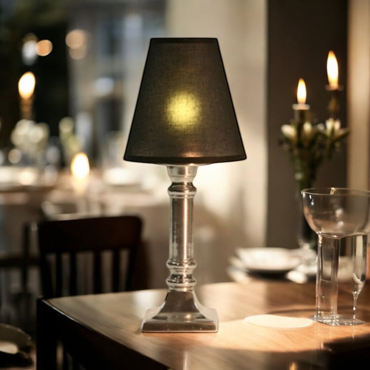 LAMPES DE TABLE SANS FIL AVEC ABAT JOUR POUR HORECA