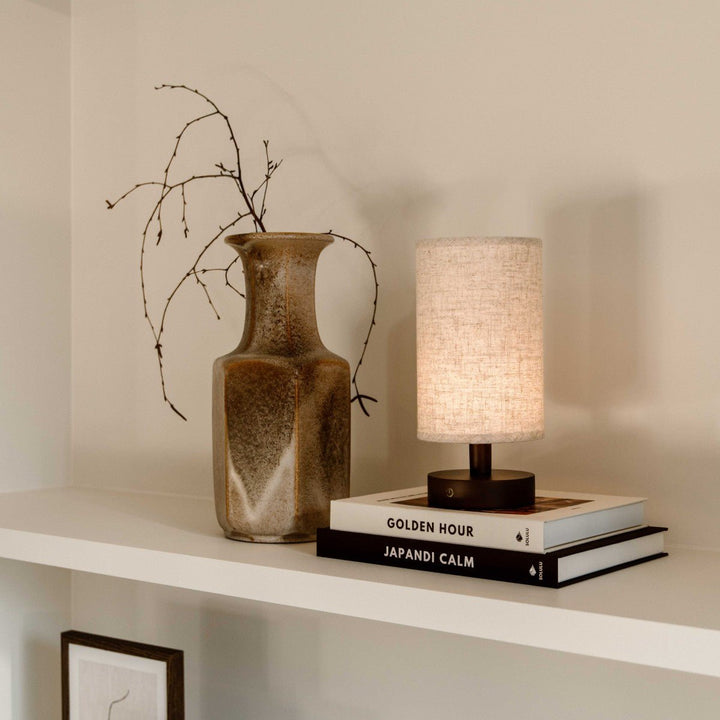 Lampe de table en bois brun foncé - rechargeable 6