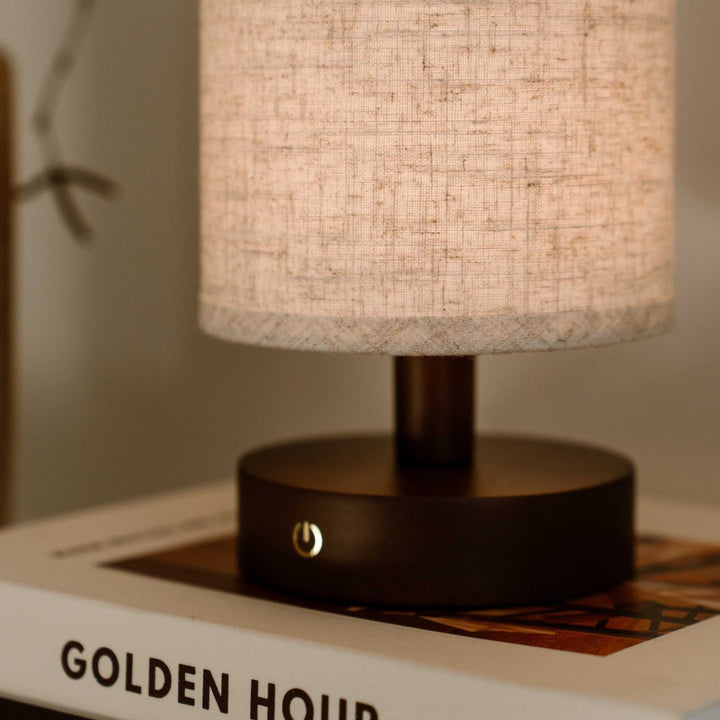 Lampe de table en bois brun foncé - rechargeable 9