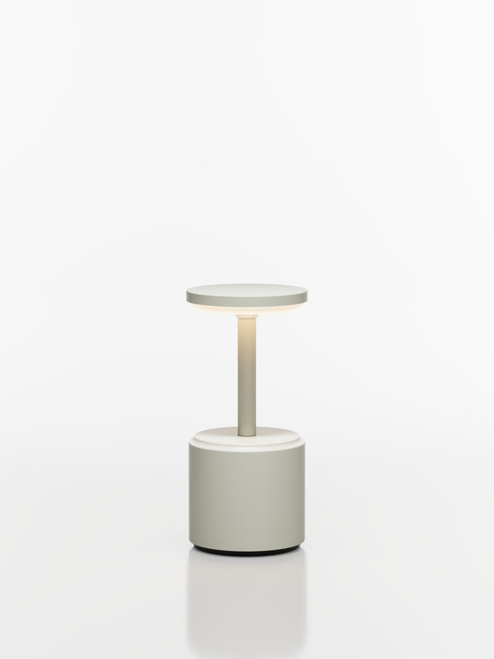 NOV-S-107 NOVA COSMAOS SMALL SABLE MAGILIGHTS