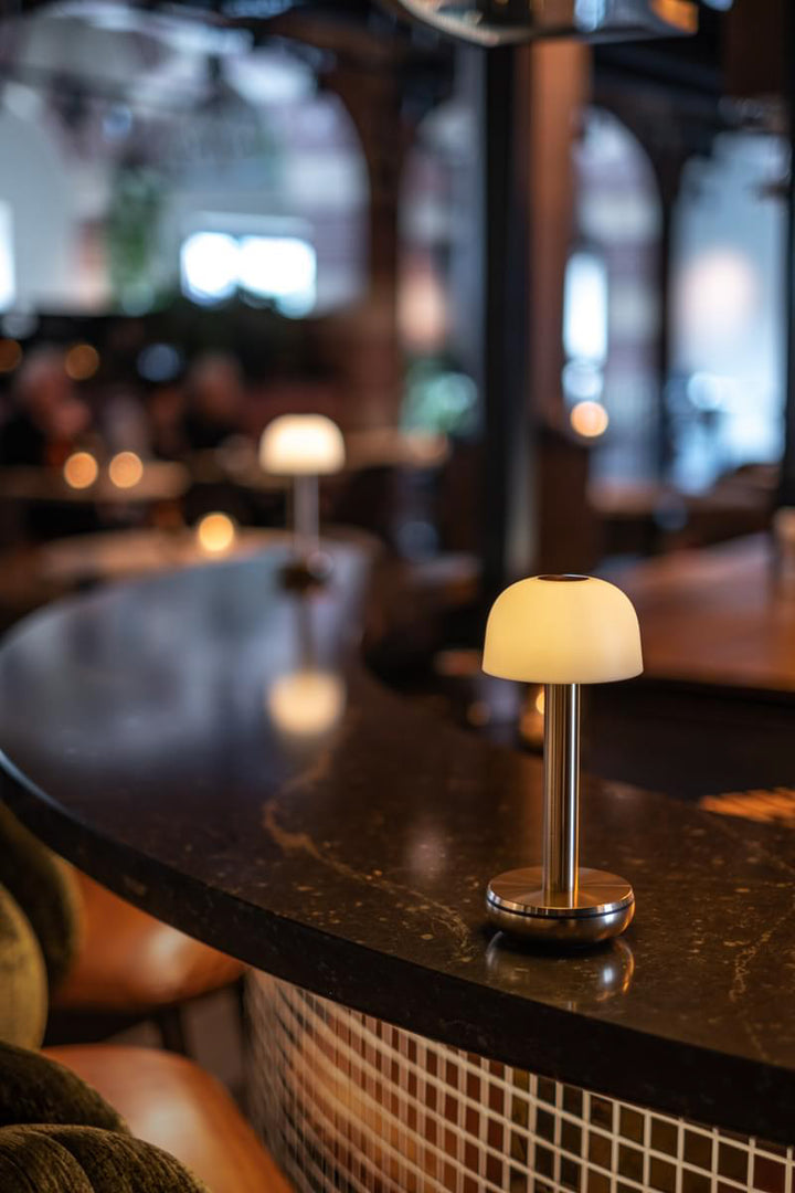 HUMBLE TWO LAMPE RECHARGEABLE