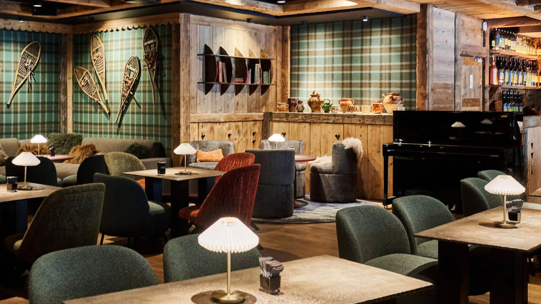 WHITNEY-BAR-portable-lamp