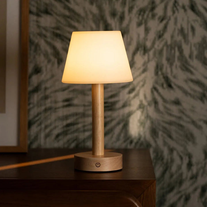 lampe de chevet rechargeable en bois avec abat jour blanc