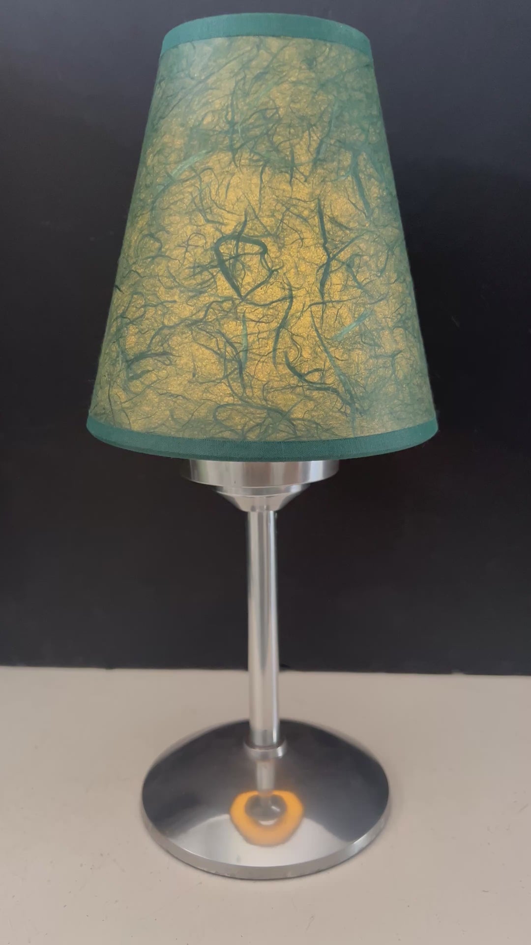 LAMPES LED EFFET BOUGIES SANS FIL AVEC TELECOMMANDE POUR FETES, MARIAGE ,  EVENEMENTS ,  HORECA