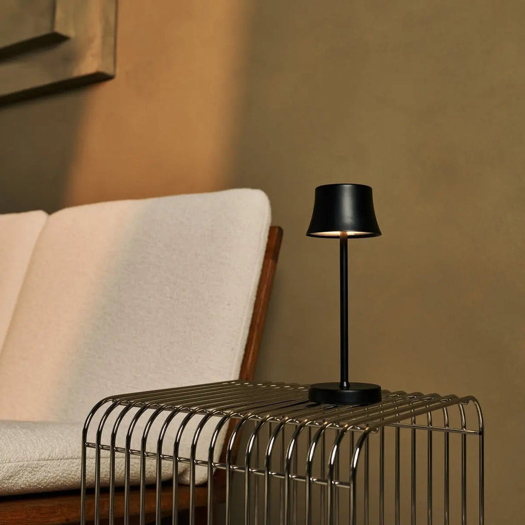 Midnight Black Rechargeable Table Lampe