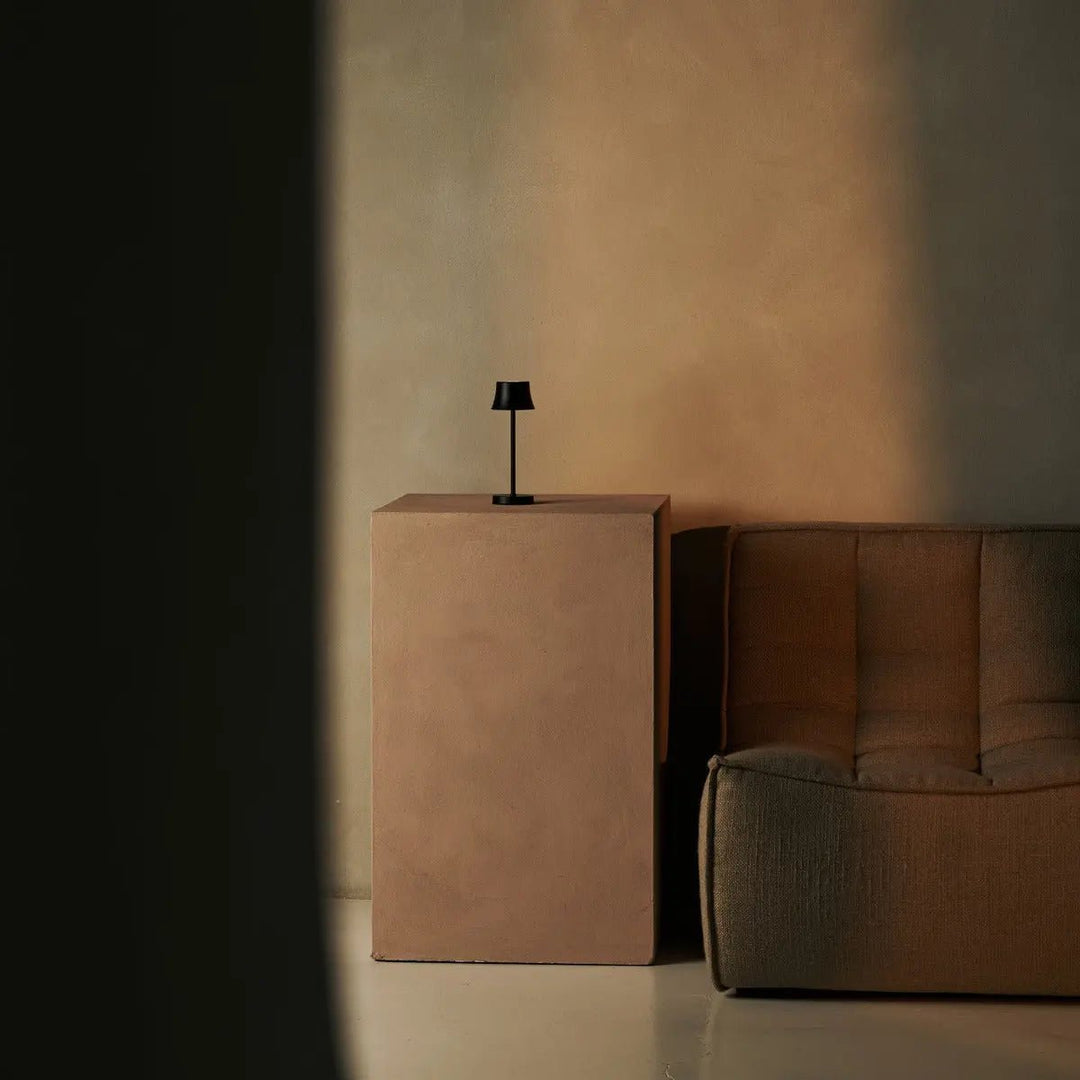 Midnight Black Rechargeable Table Lampe