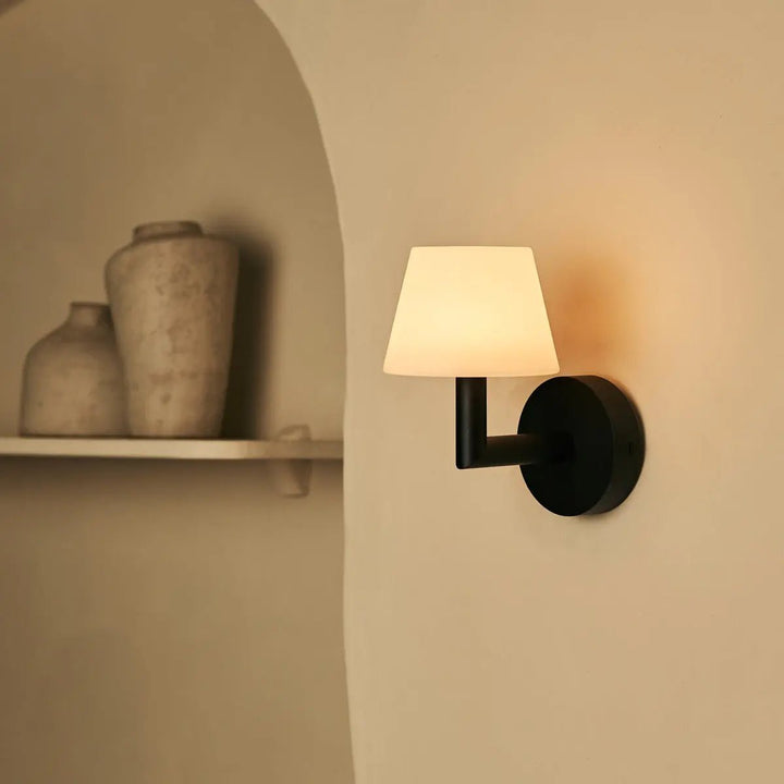 Lampe murale rechargeable en bois noir Ted | Éclairage sans fil et Éclairage DIMMABLE