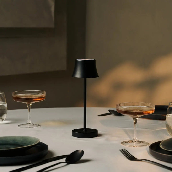 Midnight Black Rechargeable Table Lampe