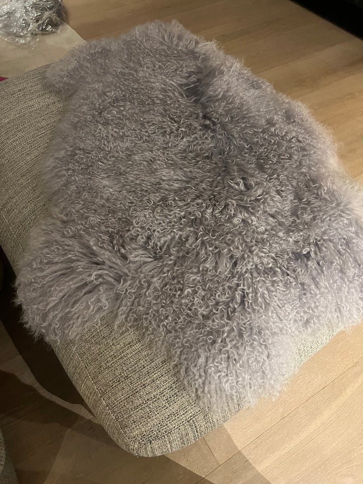 Tapis Décoratif  en peau de mouton tibétain Gris