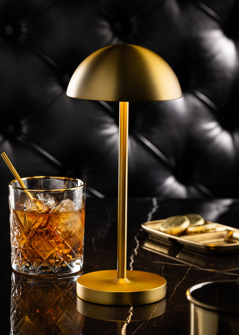 UTOPIA TONGA UTOPIA OR  POUR RESTAURANTS