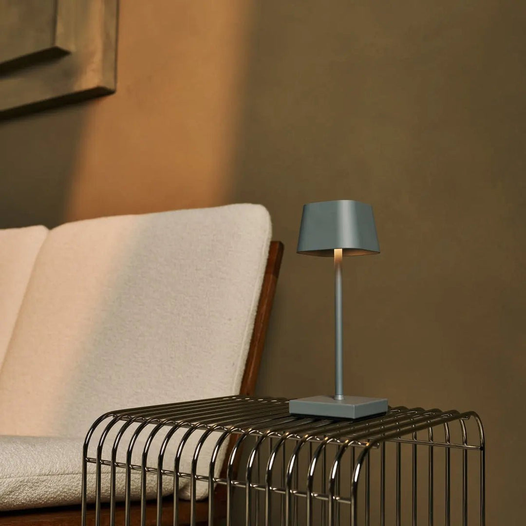 lampe rechargeable gris souris pour horeca