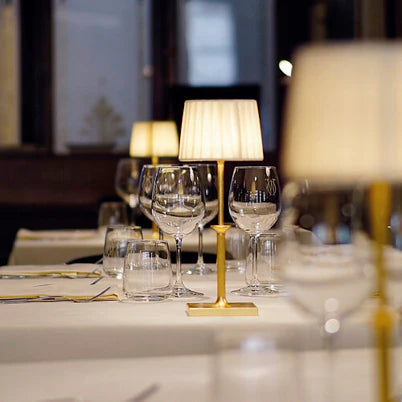 LAMPES  SANS FIL POUR LES RETSUARANTS ET HOTELS 