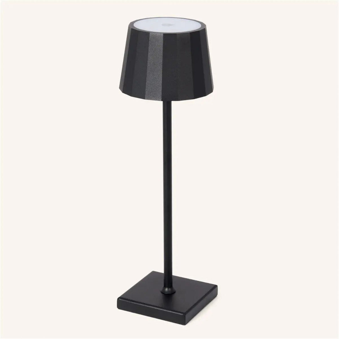 Lampe de table rechargeable en fer William Black  pour votre maison
