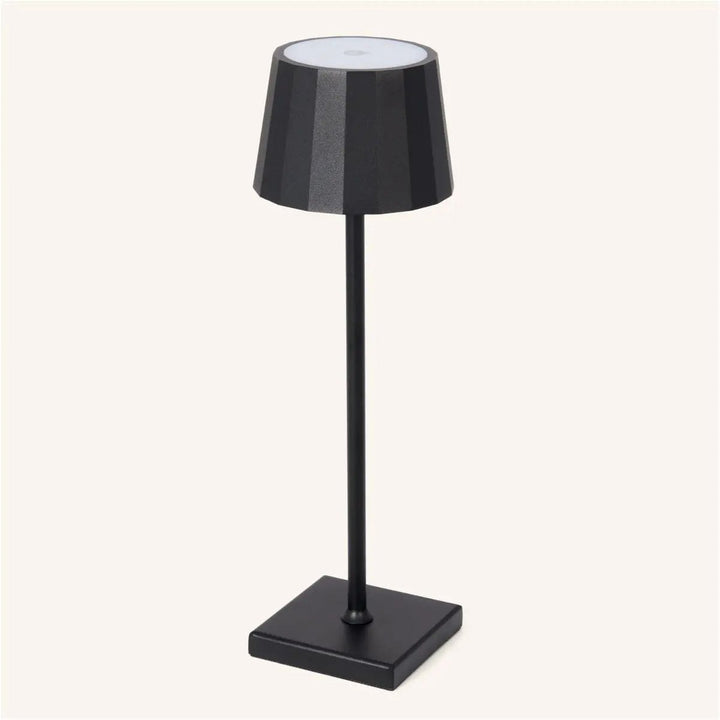 Lampe de table rechargeable en fer William Black  pour votre maison