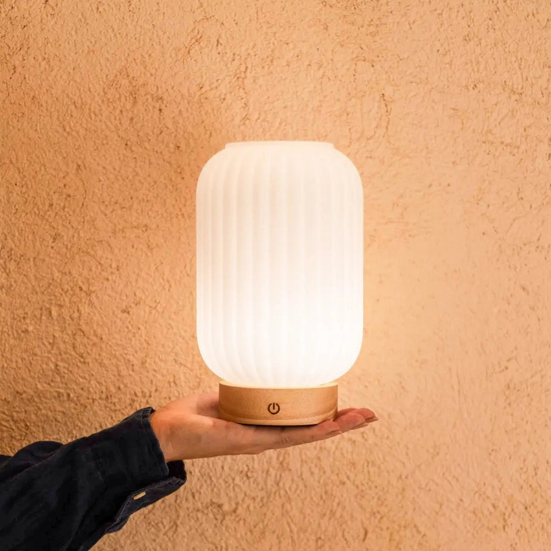 Lampe rechargeable en Verre dépoli; base en bois | Dimmable | 3 modes d’éclairage