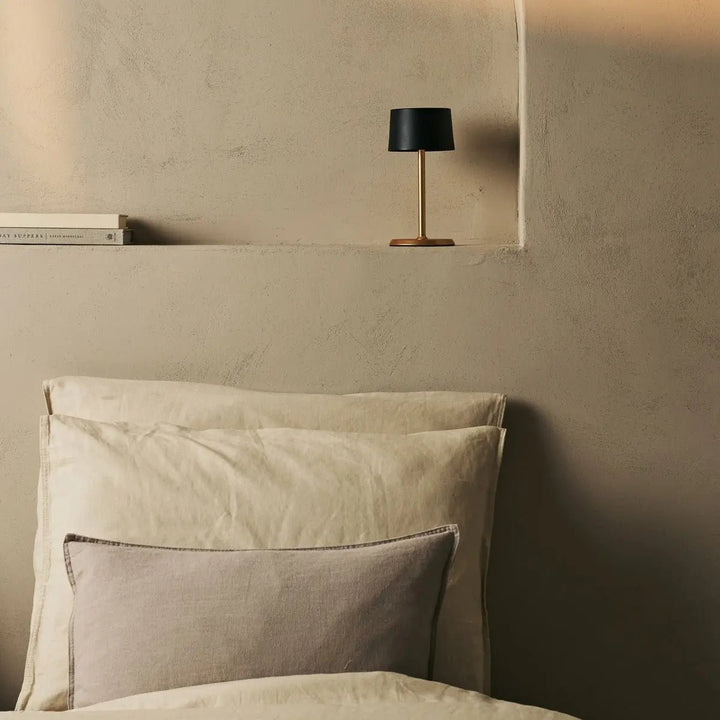 Lampe rechargeable et ajustable en hauteur