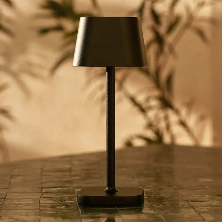 Lampe sans fil rechargeable noir pour horeca, evevement, maison, jardin