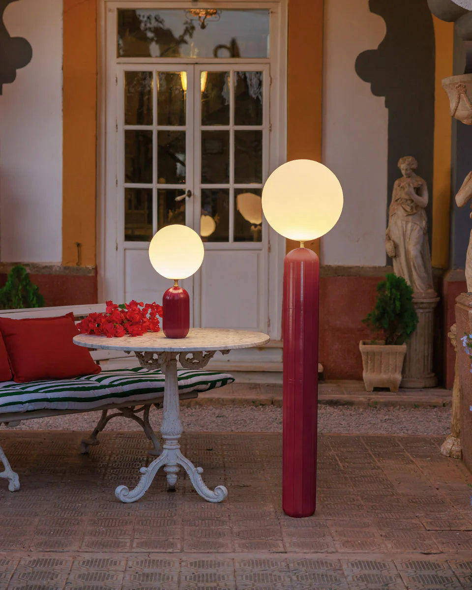 Lampadaire monica bordeaux pour exterieur solaire et rechargeable