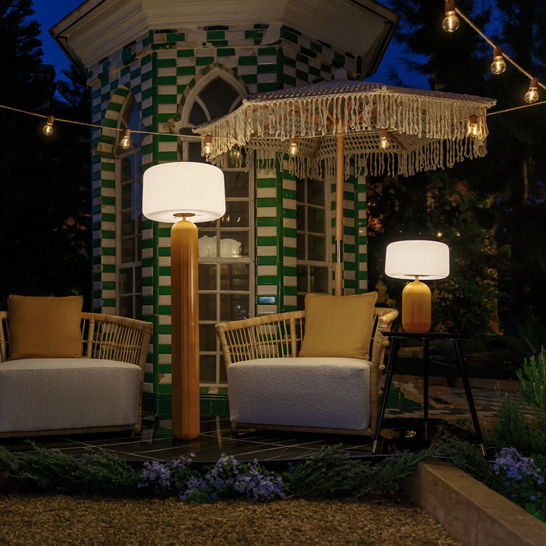 Lampadaire  moutarde sans fil rechargeable et solaire  pour extérieur