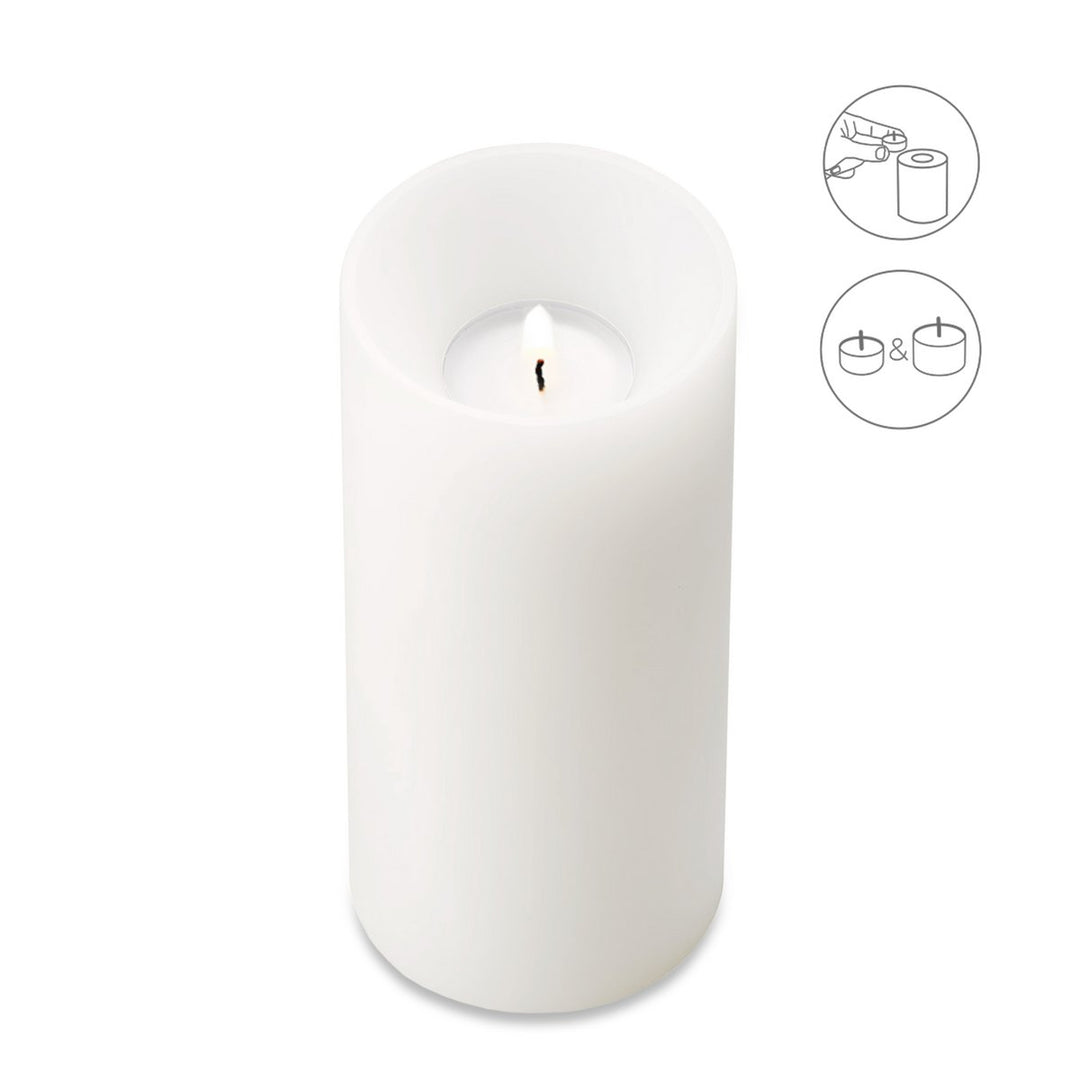 Photophore effet bougie – Une bougie décorative sûre et élégante, utilisable dedans comme dehors. Réutilisable grâce à une chauffe-plat remplaçable, résistante aux UV et au lave-vaisselle.

Bougie permanente Cornelius – H 15 cm, Ø 8 cm, coloris blanc | Profonde

Photophore effet bougie avec la sécurité d’une chauffe-plat

Bougie décorative en plastique adaptée à l’intérieur et à l’extérieur

Bougie pilier réutilisable grâce à une chauffe-plat remplaçable

Résistante au lave-vaisselle et aux UV, supporte la 