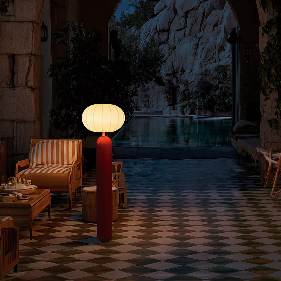 art deco lampadaire solaire et rechargeable