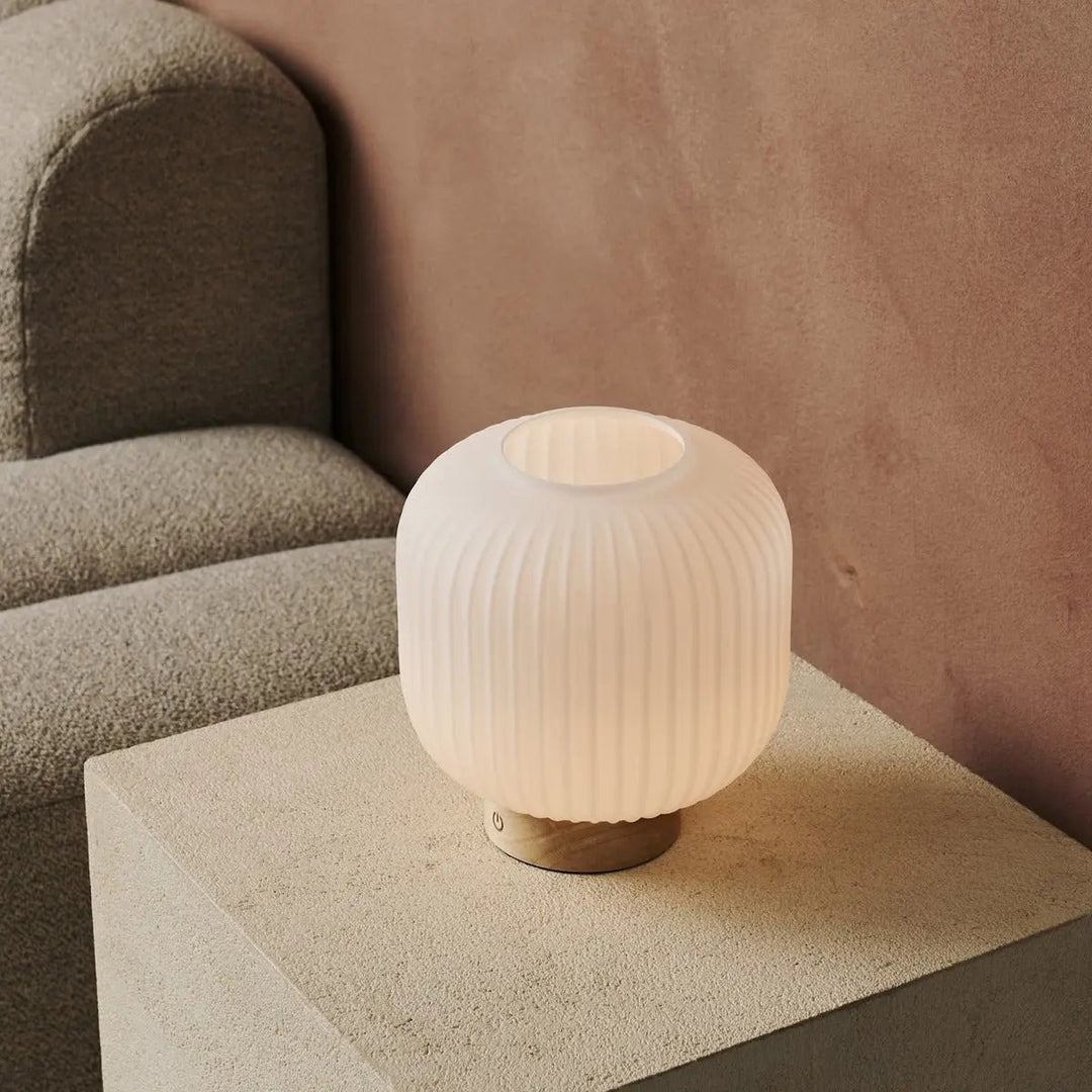 Verre dépoli &amp; base en bois | Dimmable en 3 modes lumineux