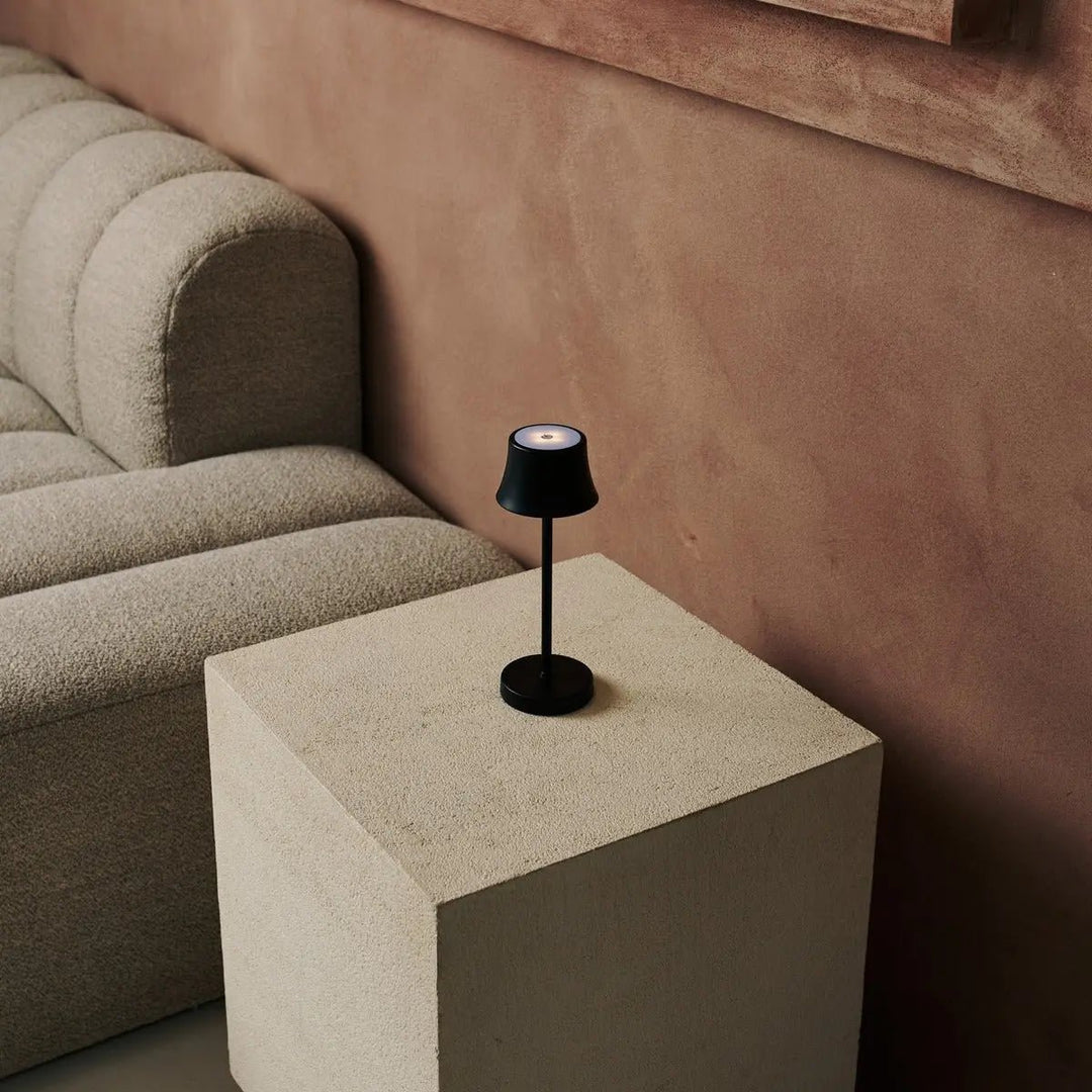 Midnight Black Rechargeable Table Lampe