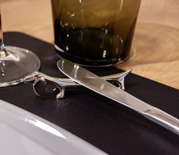 et of 6 Dachshund knife rests – silver-plated, tarnish-resistant, length 9 cm