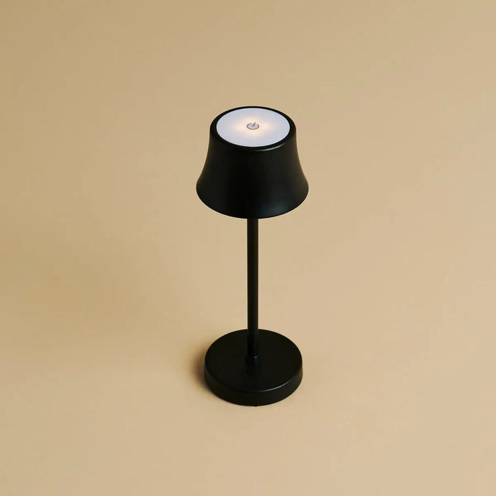 set de 4 lampes rechargeable avec chargeur pour Horeca et restaurant